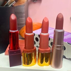 4 lipsticks. Got in a live have not used.